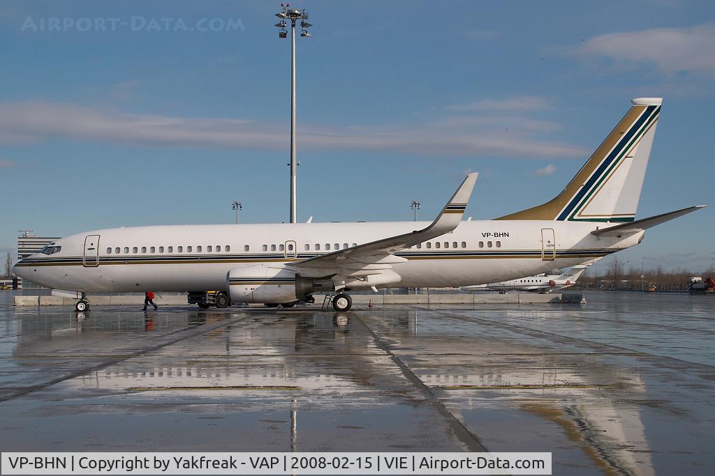 VP-BHN, 2001 Boeing 737-8AN BBJ C/N 32438, Boeing 737-800