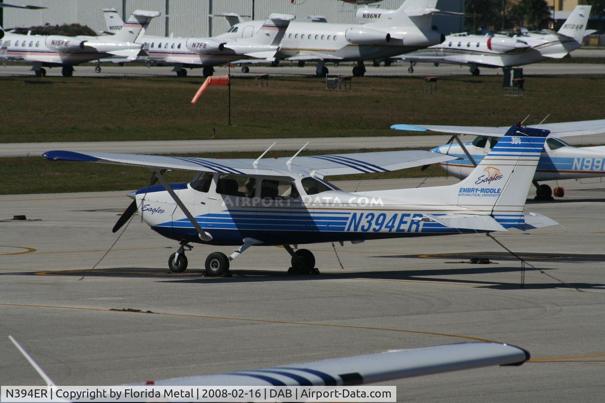 N394ER, 2006 Cessna 172S C/N 172S10330, Embry Riddle C172
