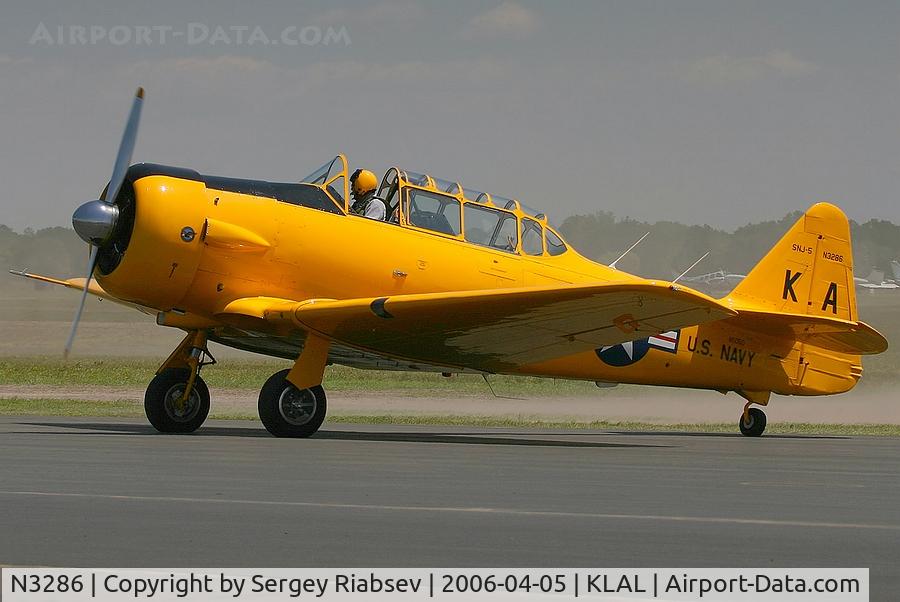 N3286, 1944 North American SNJ-5 Texan Texan C/N 88-15356, Sun-n-fun 2006