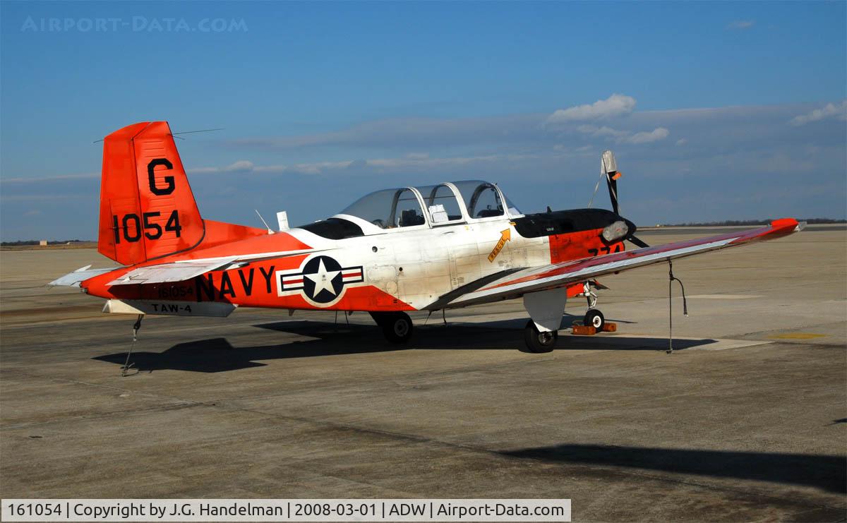 161054, Beech T-34C Turbo Mentor C/N GL-182, On ramp NAF Washington