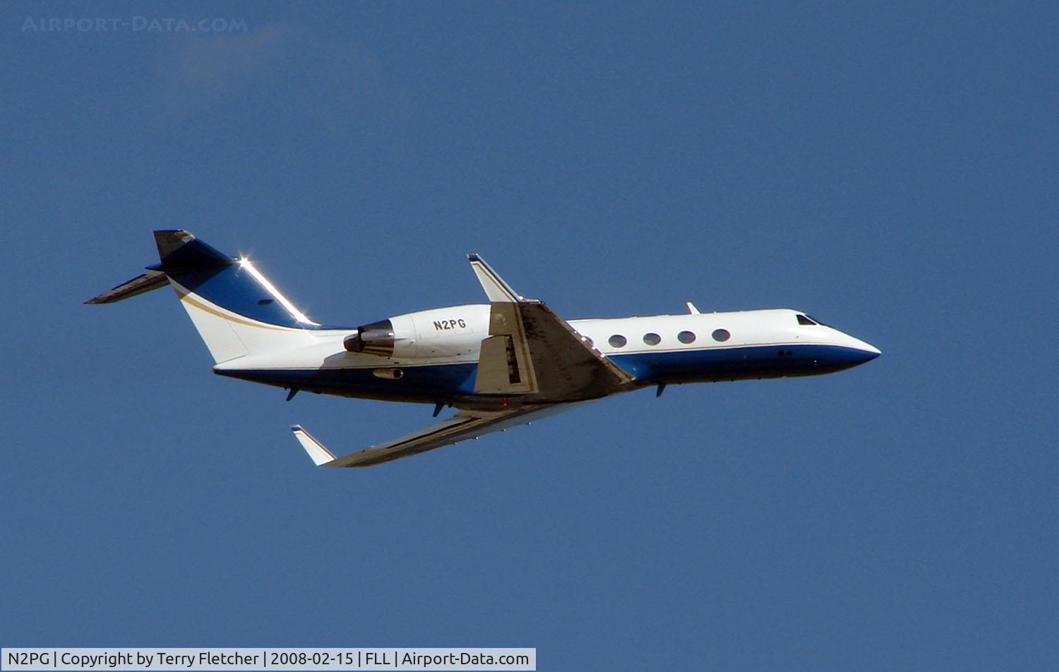 N2PG, 1999 Gulfstream Aerospace G-IV C/N 1378, Gulfstream IV climbs away from Ft Lauderdale Int in Feb 2008