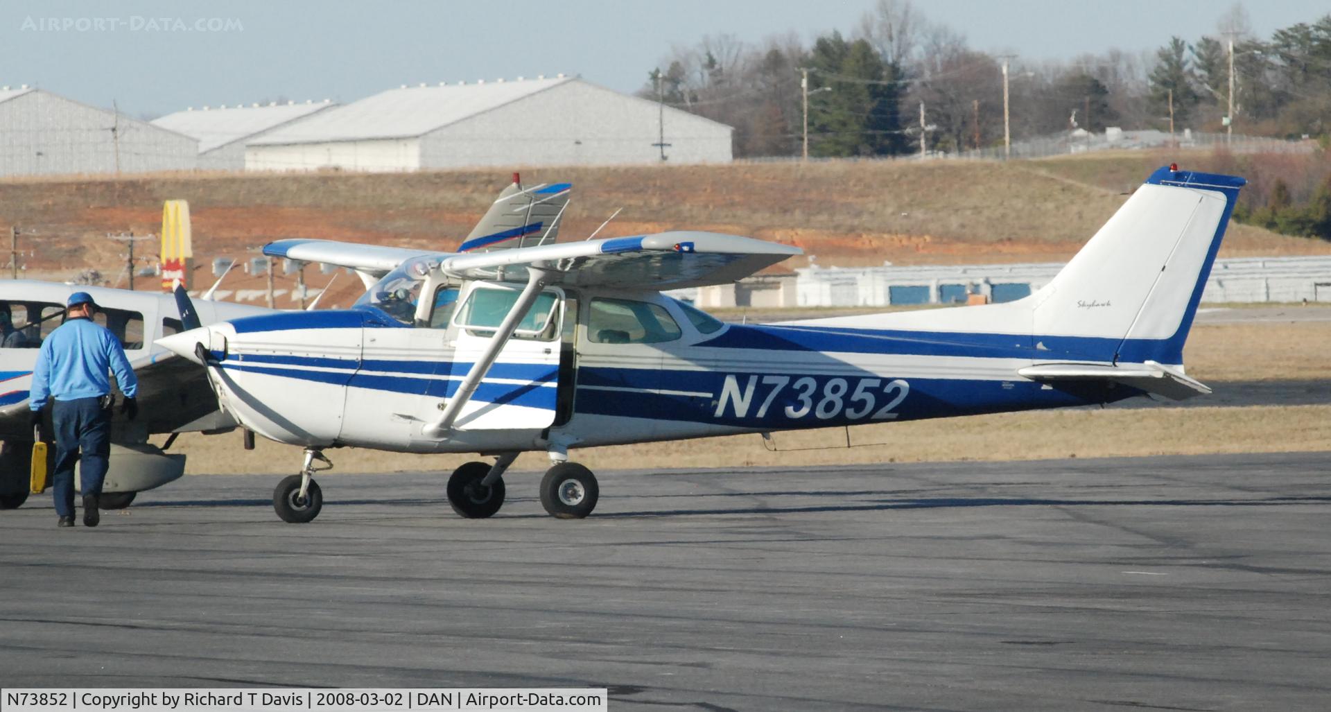 N73852, 1976 Cessna 172N C/N 17267721, 1976 Cessna 172N in Danville Va.