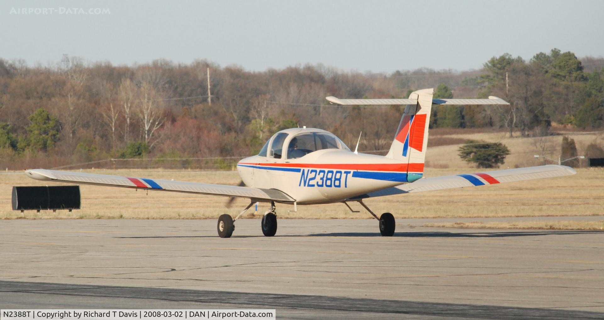 N2388T, 1978 Piper PA-38-112 Tomahawk C/N 38-78A0787, American Legend AL3C-100 in Danville Va.