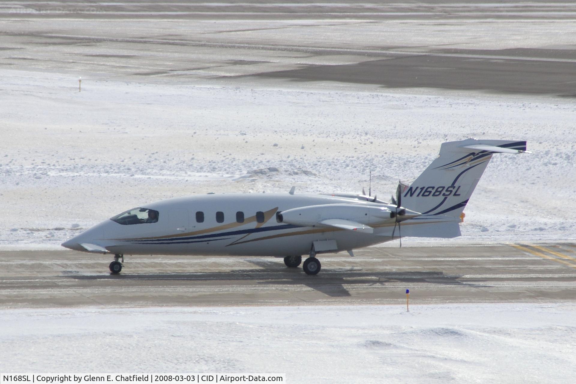 N168SL, 2007 Piaggio P-180 C/N 1139, Taxiing east on Alpha to the ramp