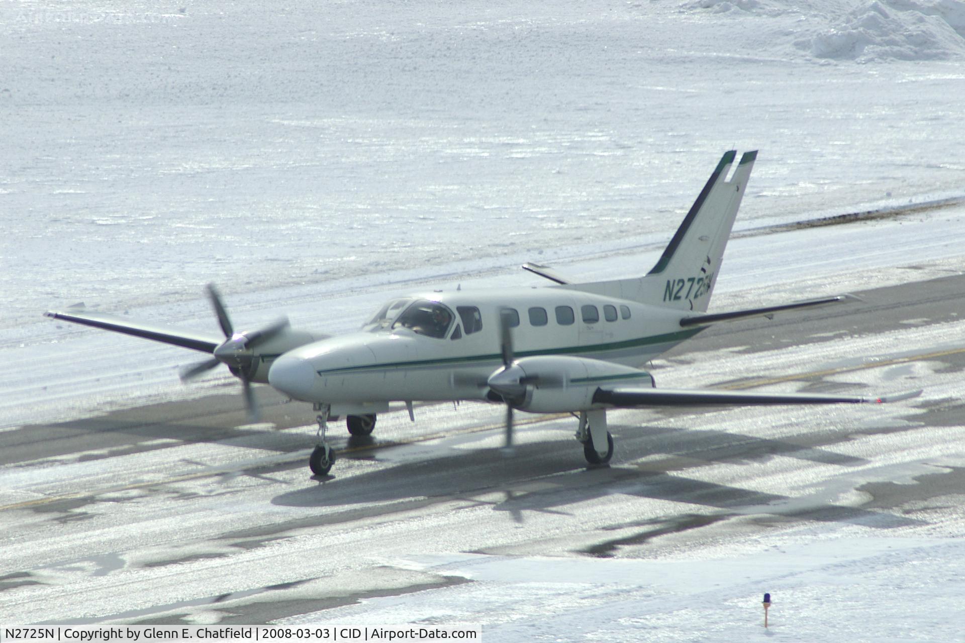 N2725N, 1980 Cessna 441 Conquest II C/N 441-0190, Taxiing to the ramp