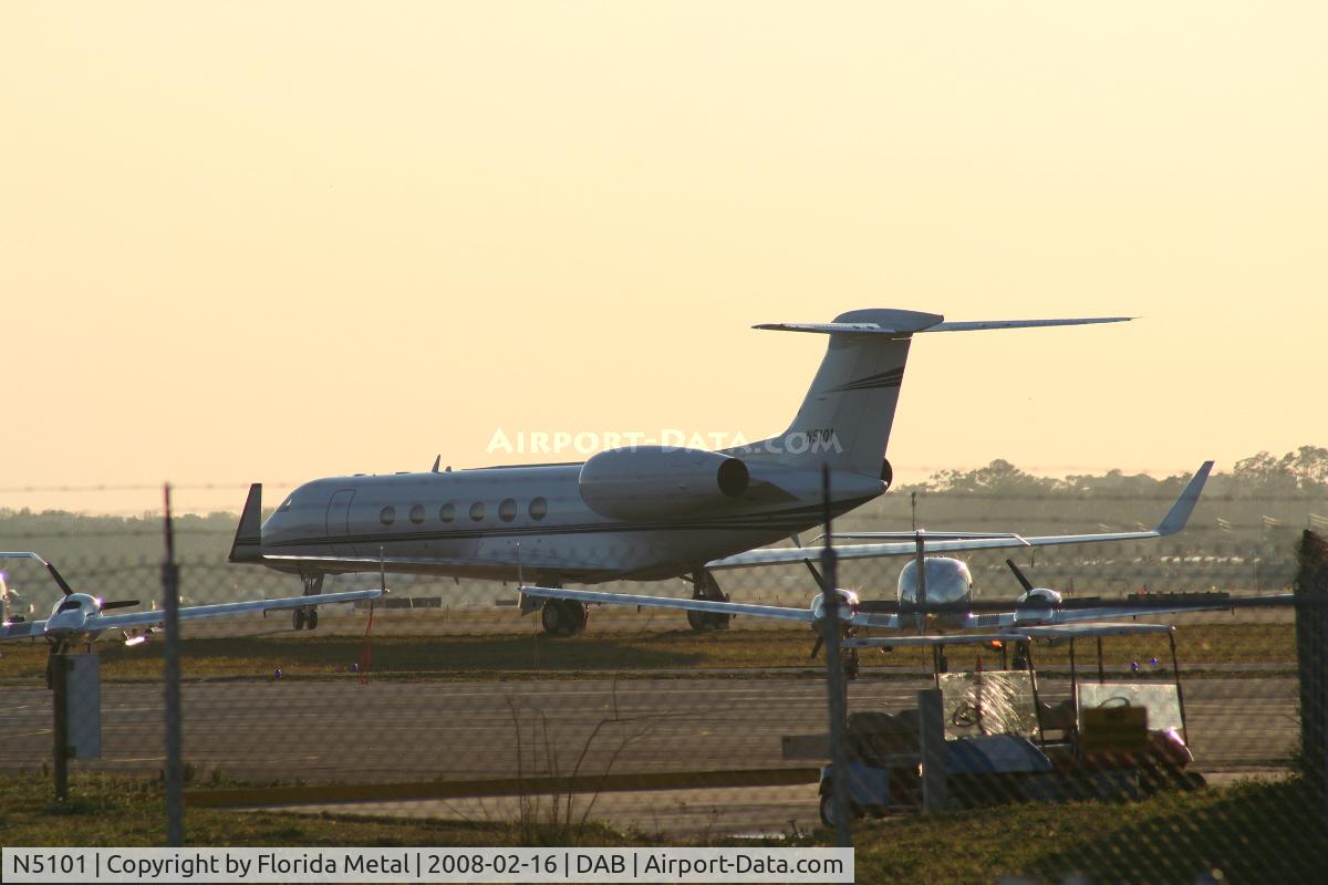 N5101, 1998 Gulfstream Aerospace G-V C/N 550, General Motors G-V