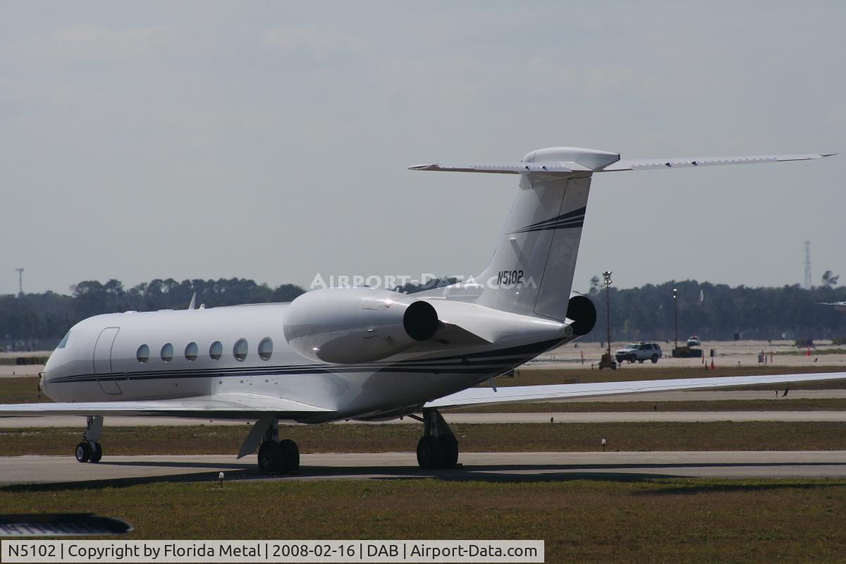 N5102, 1998 Gulfstream Aerospace G-V C/N 551, General Motors G-V