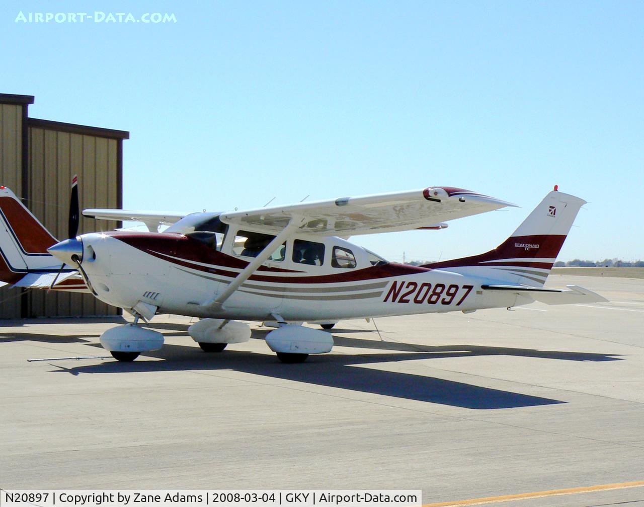 N20897, 2005 Cessna T206H Turbo Stationair C/N T20608553, At Arlington Municipal