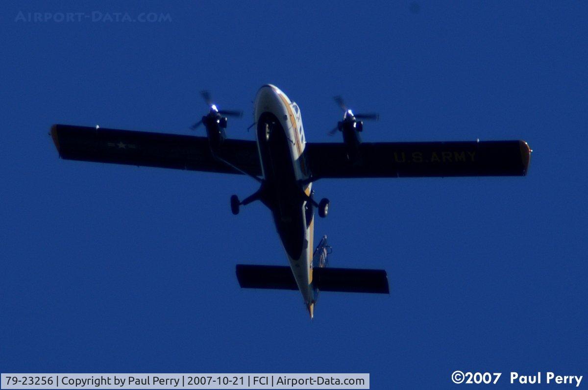 79-23256, De Havilland Canada UV-18A Twin Otter C/N 681, Mid-level pass prior to their first jump