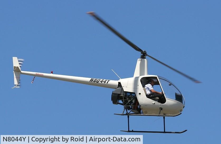 N8044Y, 1989 Robinson R22 BETA C/N 1138, R22 over Dorado area