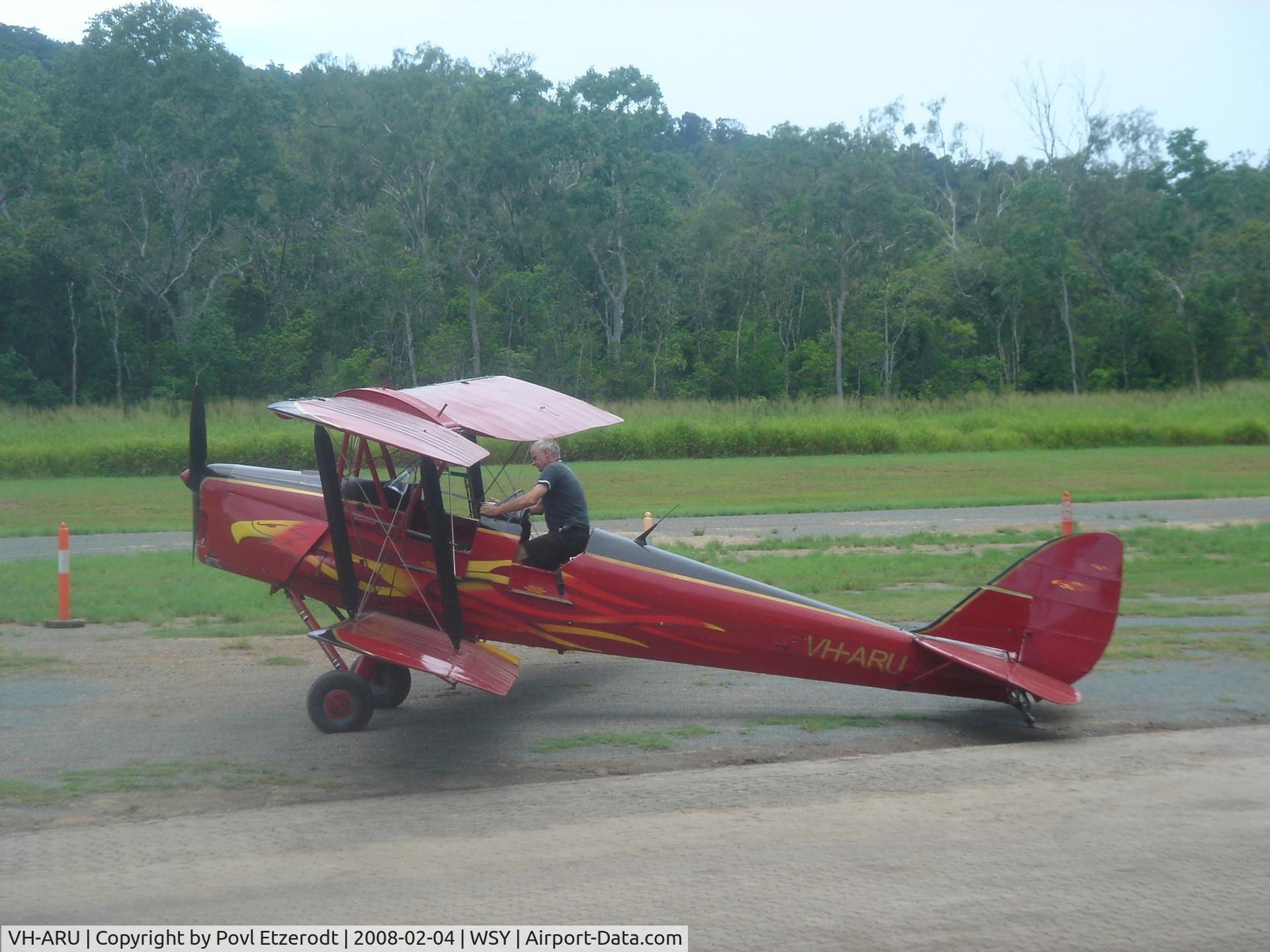 VH-ARU, 1942 De Havilland Australia DH-82A Tiger Moth C/N DHA256, Preparing for airobatic
