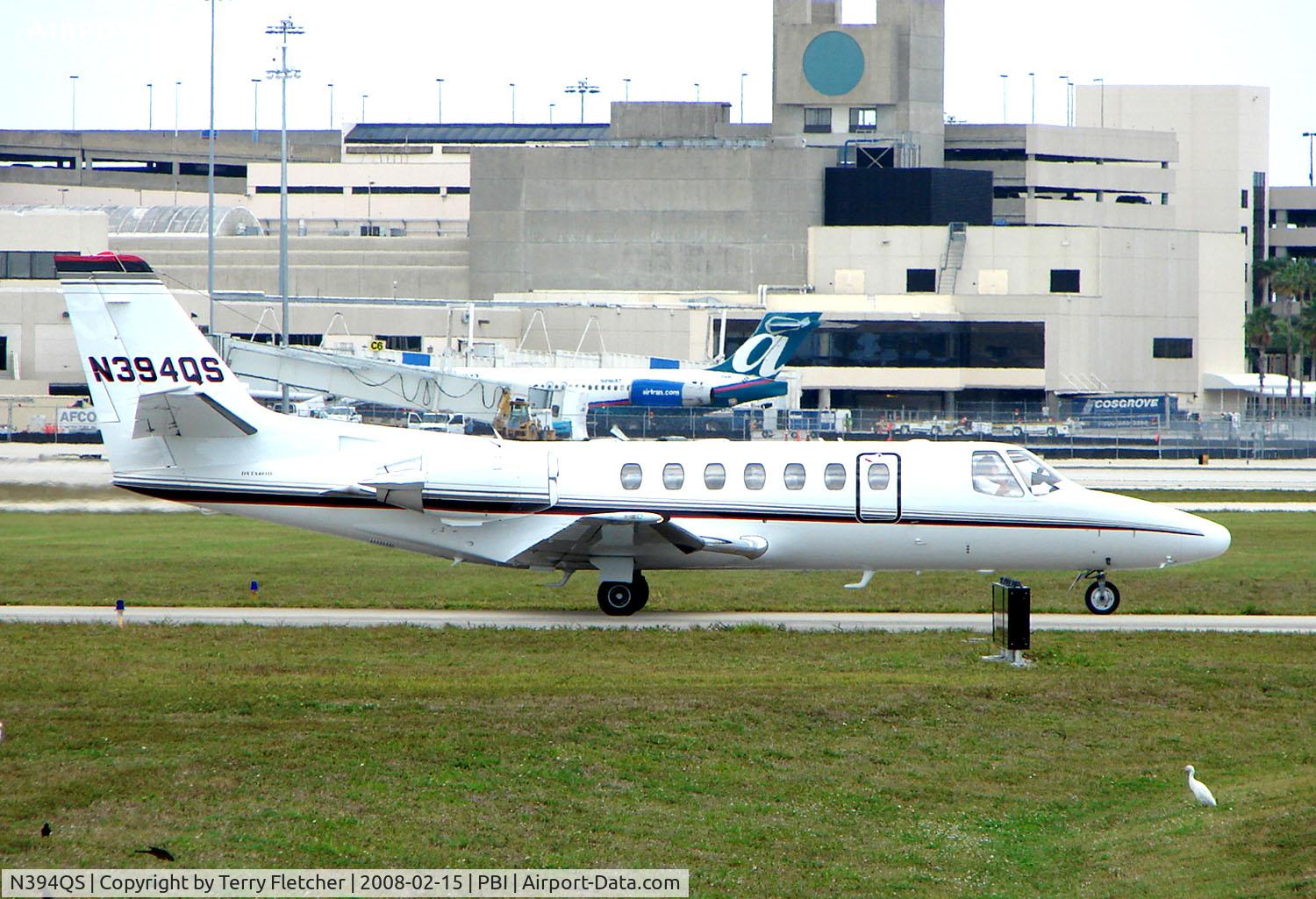 N394QS, 1996 Cessna 560 Citation Ultra C/N 560-0394, The business aircraft traffic at West Palm Beach on the Friday before President's Day always provides the aviation enthusiast / photographer with a treat