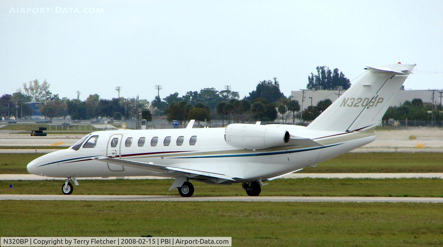 N320BP, 2007 Cessna 525B C/N 525B0143, The business aircraft traffic at West Palm Beach on the Friday before President's Day always provides the aviation enthusiast / photographer with a treat