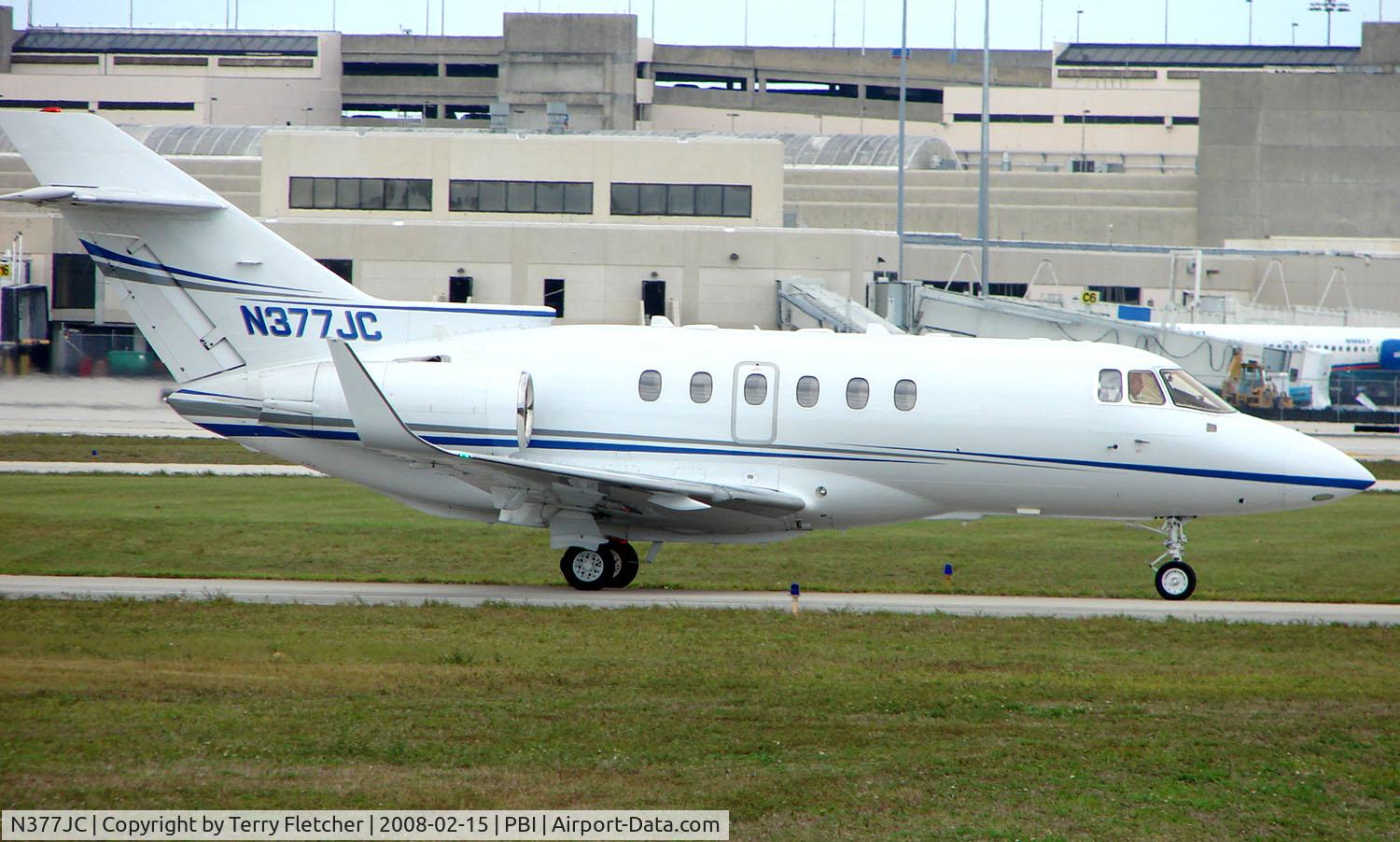 N377JC, 1998 Raytheon Hawker 800XP C/N 258349, The business aircraft traffic at West Palm Beach on the Friday before President's Day always provides the aviation enthusiast / photographer with a treat
