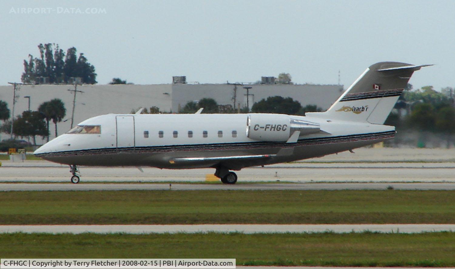C-FHGC, Canadair Challenger 604 (CL-600-2B16) C/N 5453, The business aircraft traffic at West Palm Beach on the Friday before President's Day always provides the aviation enthusiast / photographer with a treat