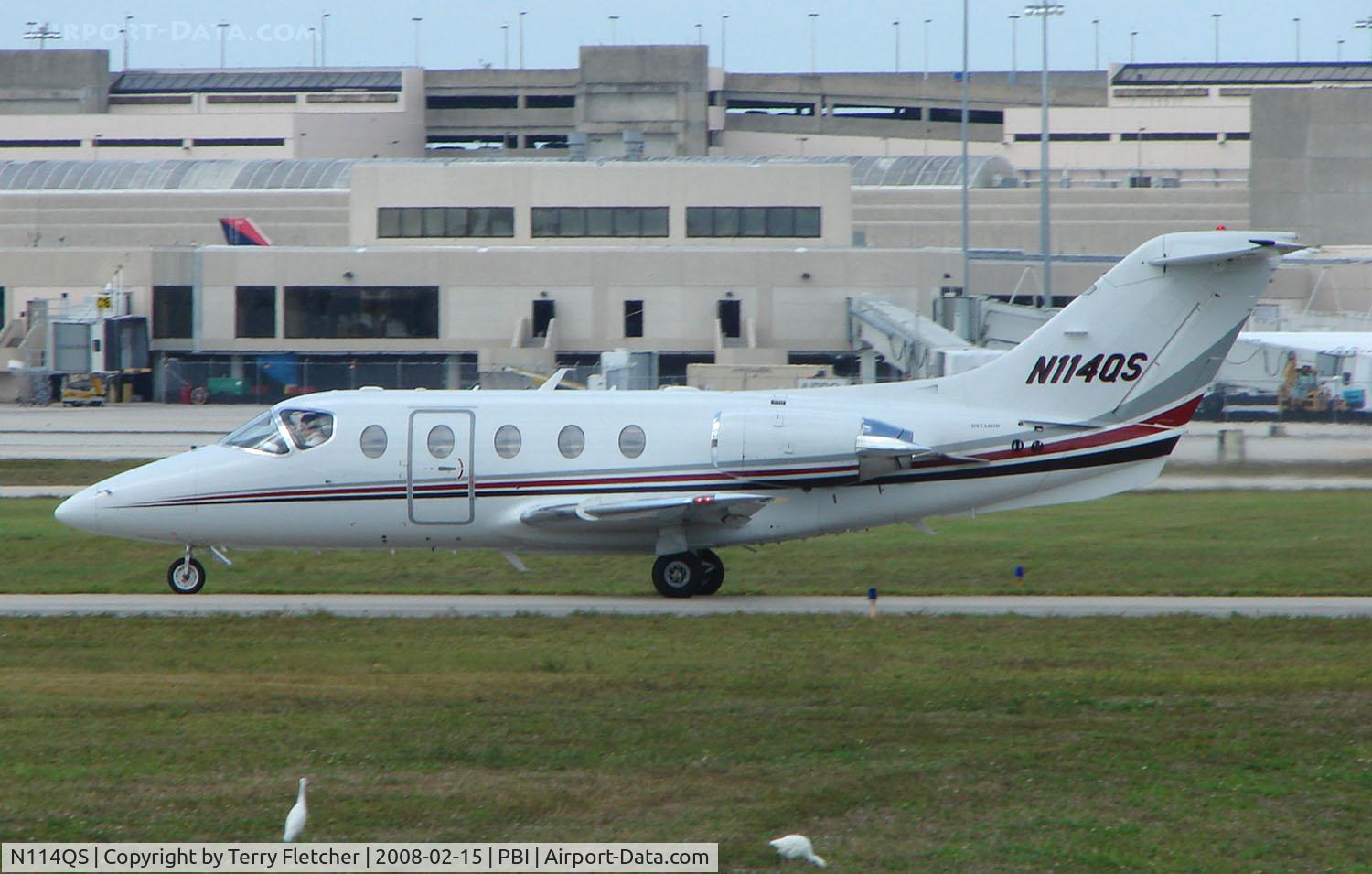 N114QS, 2007 Raytheon Beechjet 400A C/N RK-469, The business aircraft traffic at West Palm Beach on the Friday before President's Day always provides the aviation enthusiast / photographer with a treat