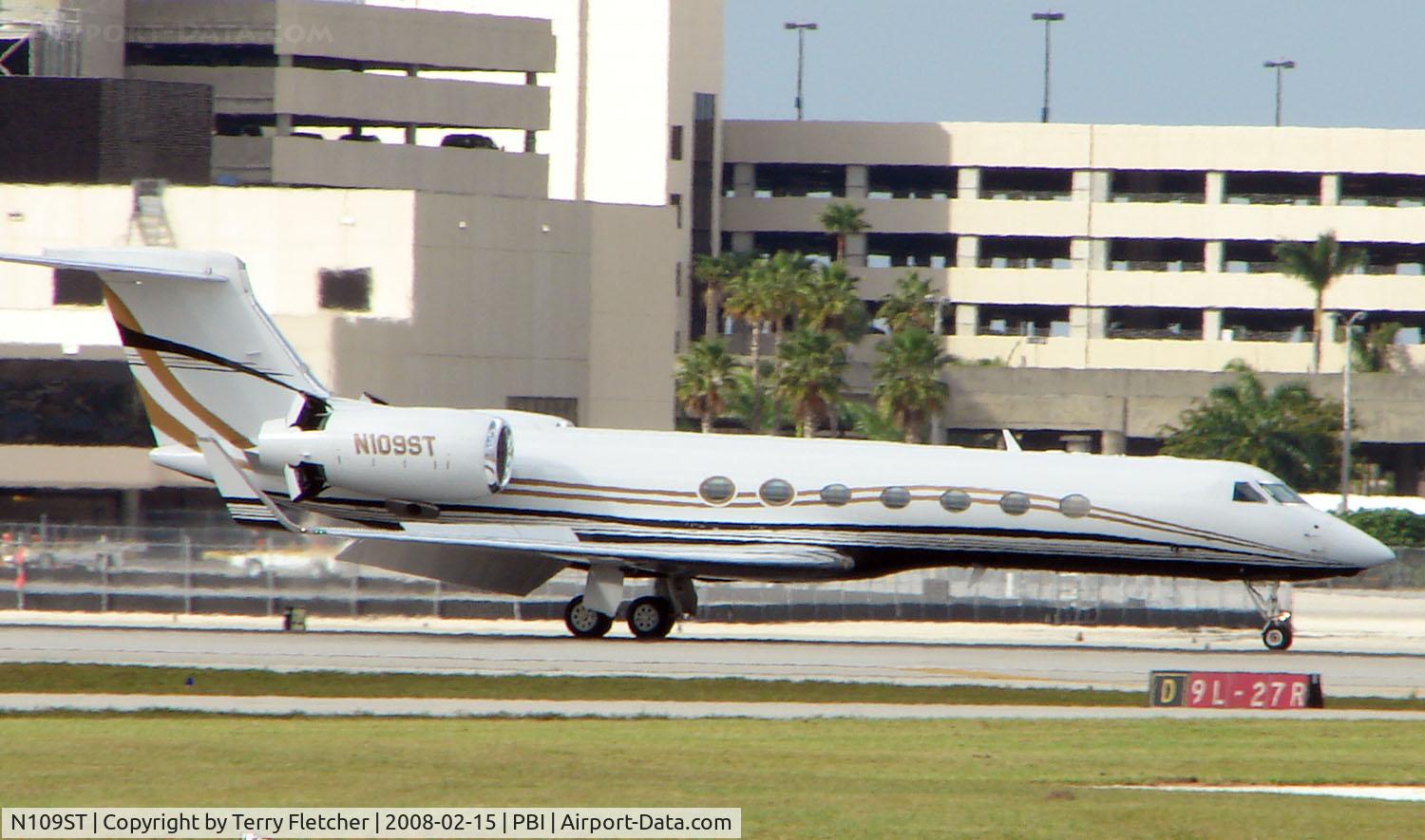 N109ST, 2004 Gulfstream Aerospace GV-SP (G550) C/N 5049, The business aircraft traffic at West Palm Beach on the Friday before President's Day always provides the aviation enthusiast / photographer with a treat