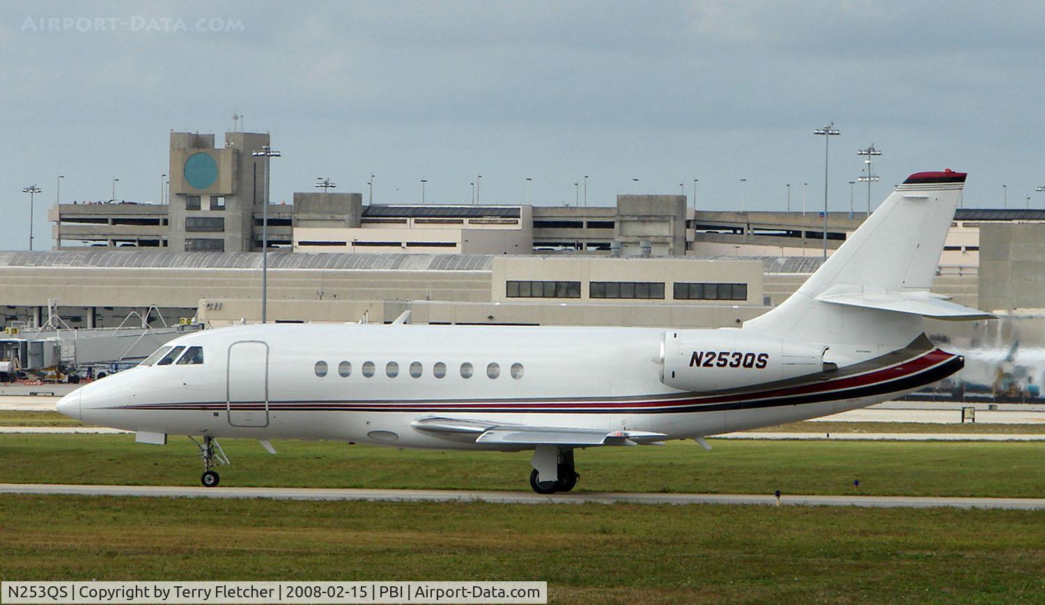N253QS, 2001 Dassault Falcon 2000 C/N 153, The business aircraft traffic at West Palm Beach on the Friday before President's Day always provides the aviation enthusiast / photographer with a treat
