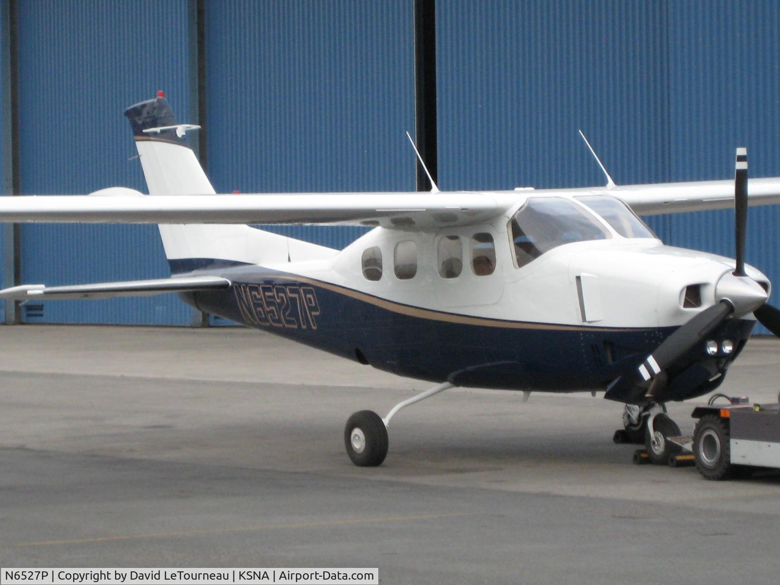 N6527P, 1978 Cessna P210N Pressurised Centurion C/N P21000186, N6527P @ SNA