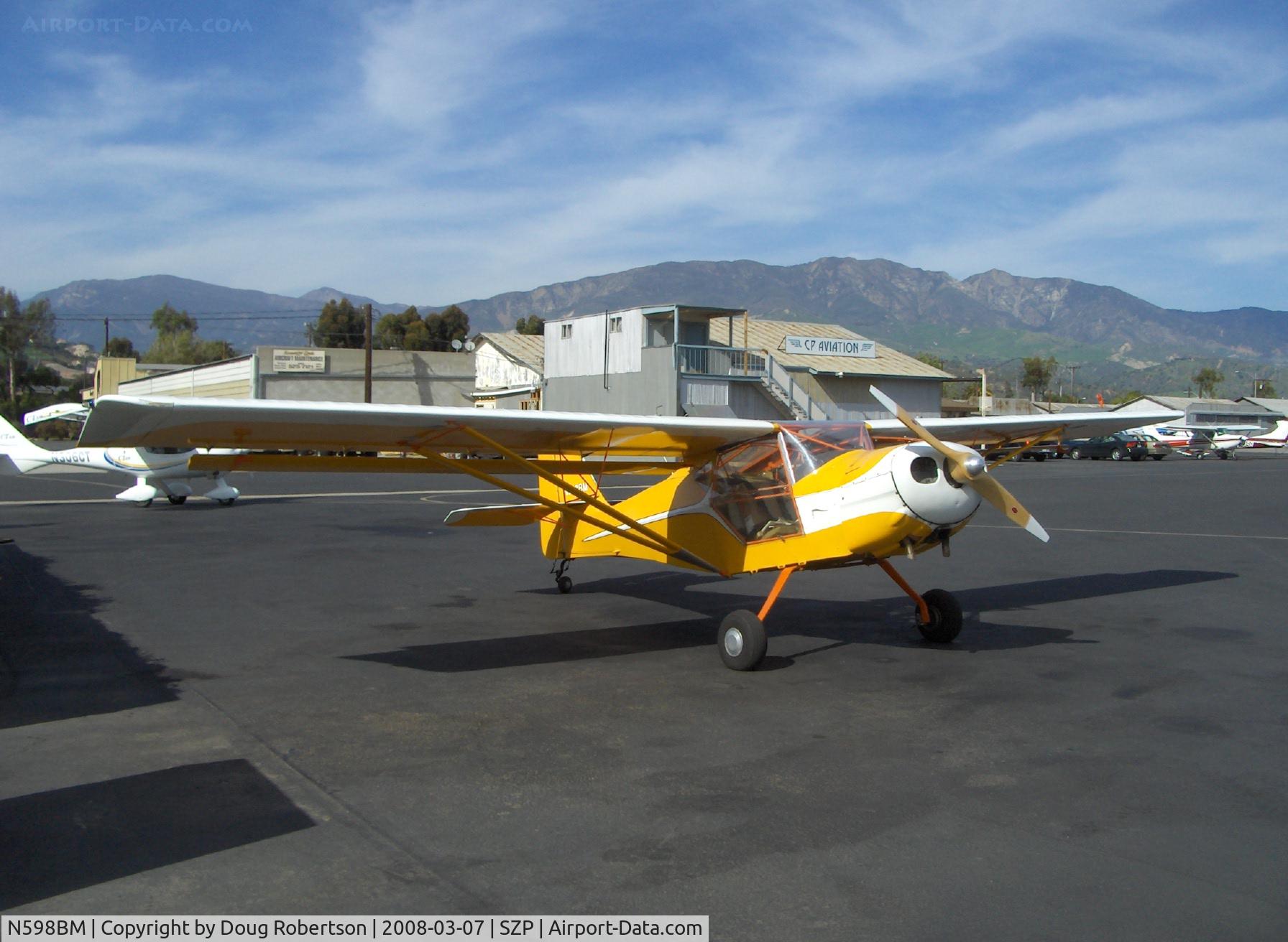 N598BM, 1994 Skystar Kitfox IV C/N CCU004, 1994 Durbin KITFOX IV, Continental O-200 100 Hp, refueling