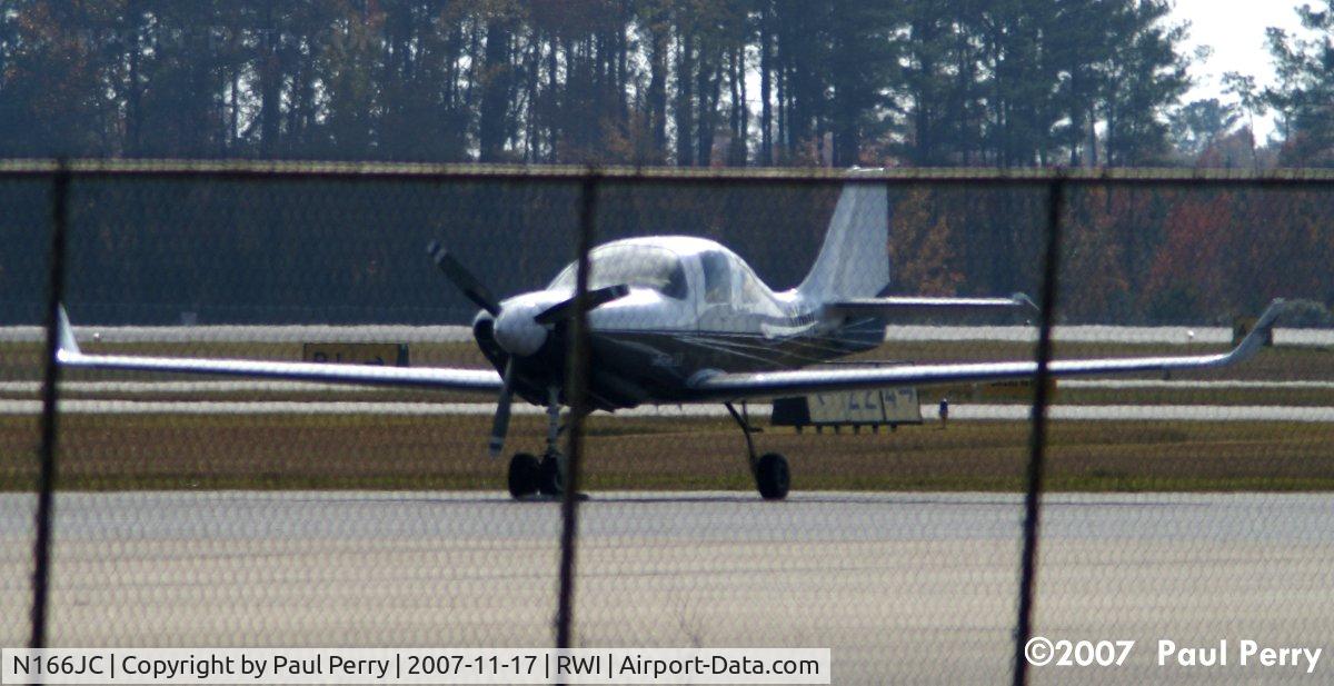 N166JC, 1997 Mahar Michael C IVP C/N LIV-166, Spotted a sweet Lancair across the way
