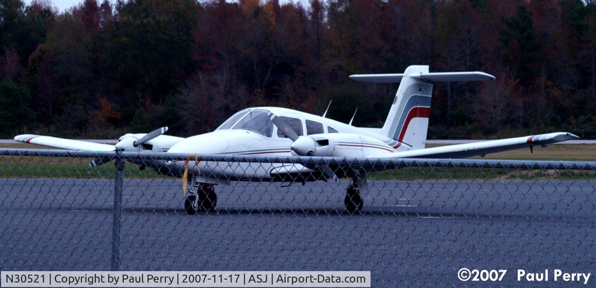 N30521, 1978 Piper PA-44-180 Seminole C/N 44-7995076, Getting dark, but she still shows up