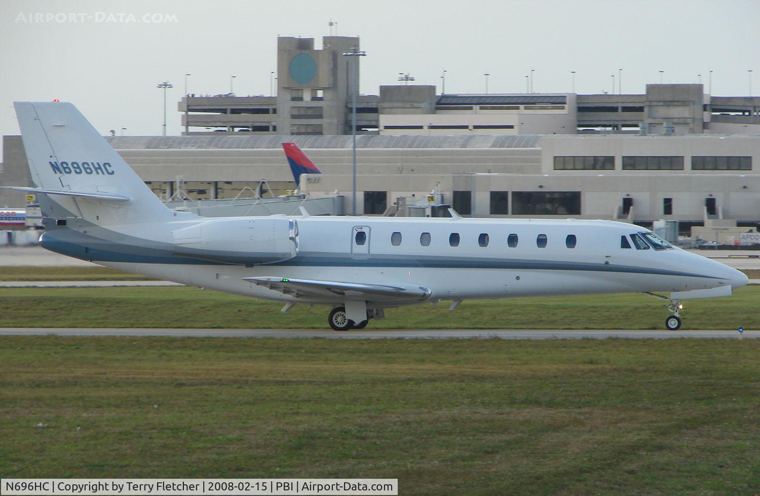 N696HC, 2006 Cessna 680 Citation Sovereign C/N 680-0101, The business aircraft traffic at West Palm Beach on the Friday before President's Day always provides the aviation enthusiast / photographer with a treat