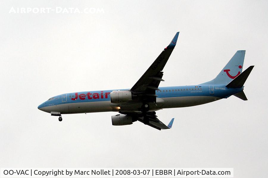 OO-VAC, 2003 Boeing 737-8BK C/N 33014, Landing at Brussels Airport