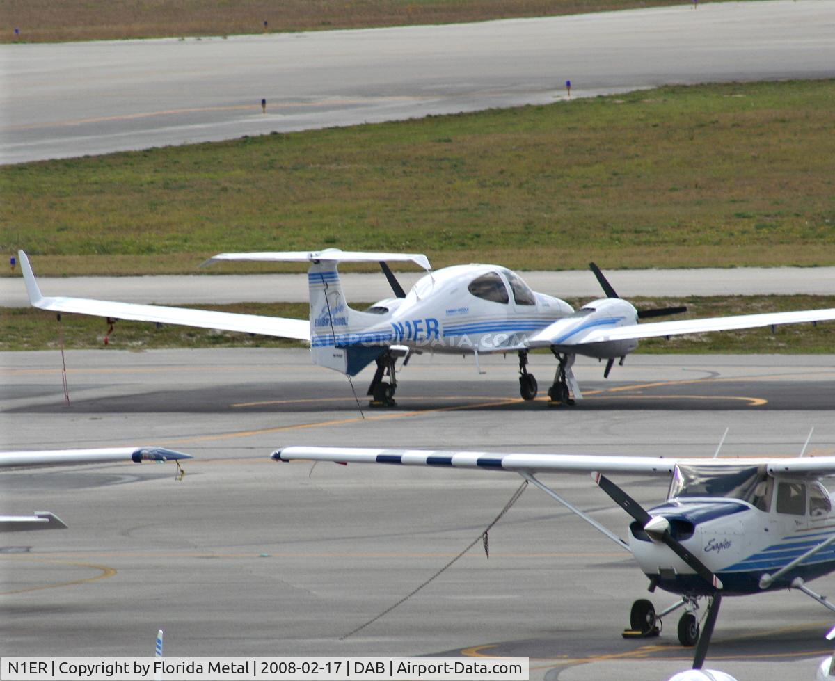 N1ER, 2009 Diamond DA-42 Twin Star C/N 42.AC132, Embry Riddle DA42
