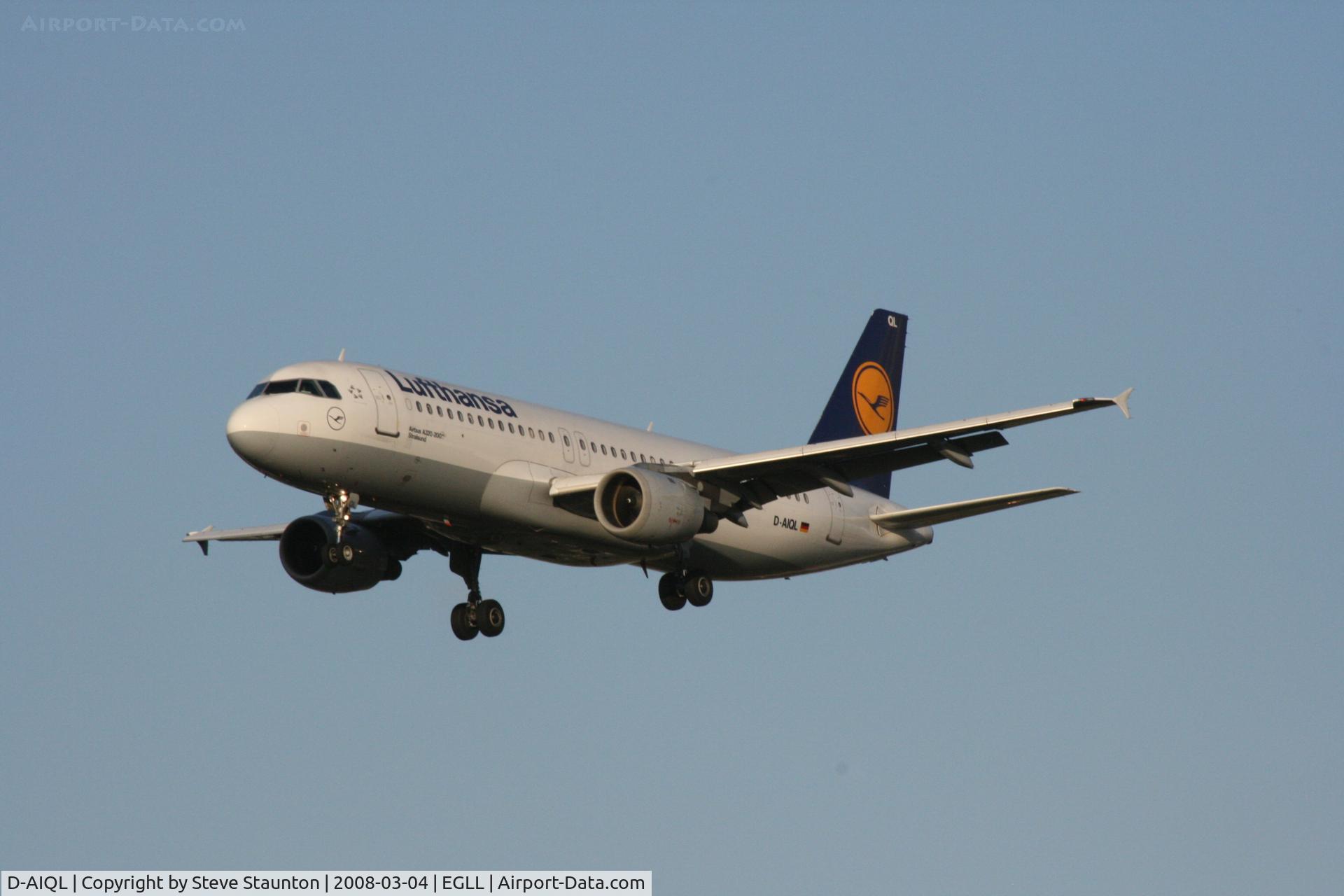 D-AIQL, 1991 Airbus A320-211 C/N 0267, Taken at Heathrow Airport March 2008