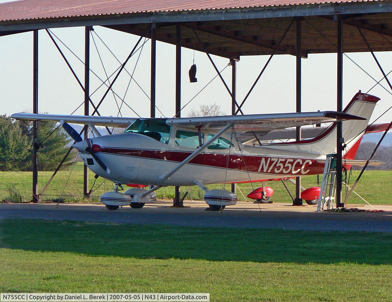 N755CC, 1976 Cessna 182Q Skylane C/N 18265201, This bright Skylane certainly does not look her age!