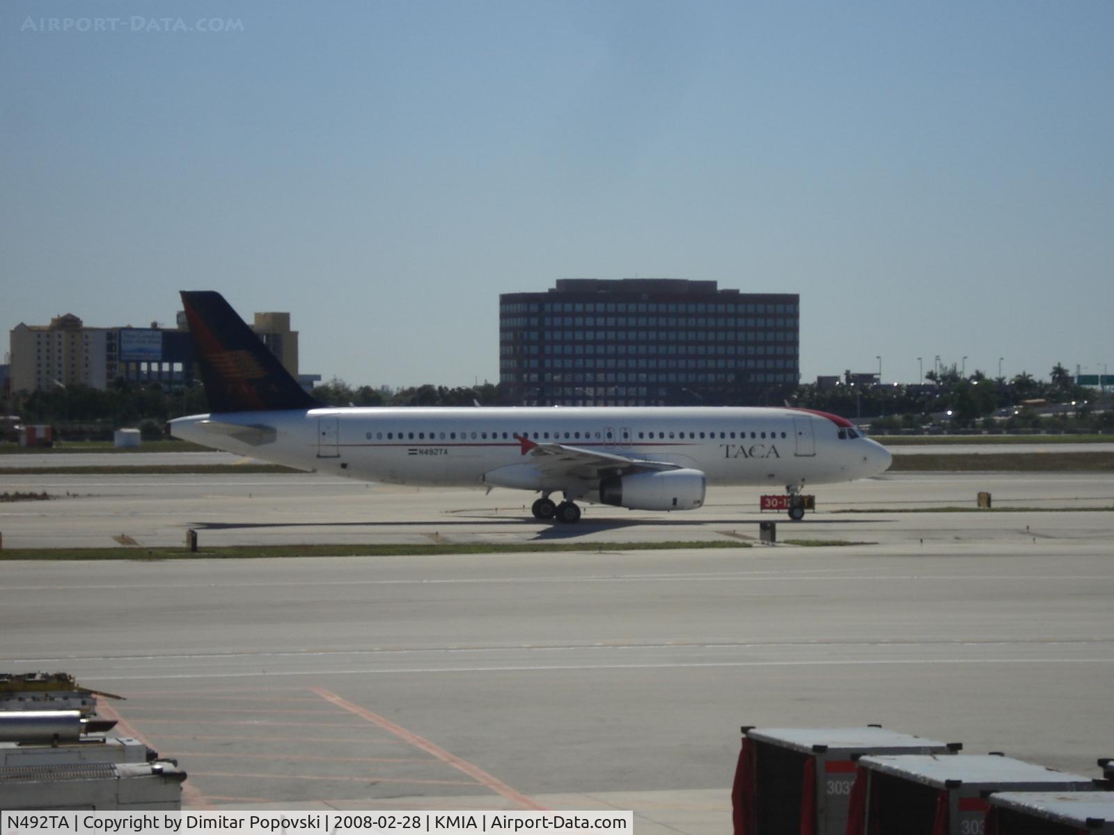 N492TA, 2005 Airbus A320-233 C/N 2434, TACA