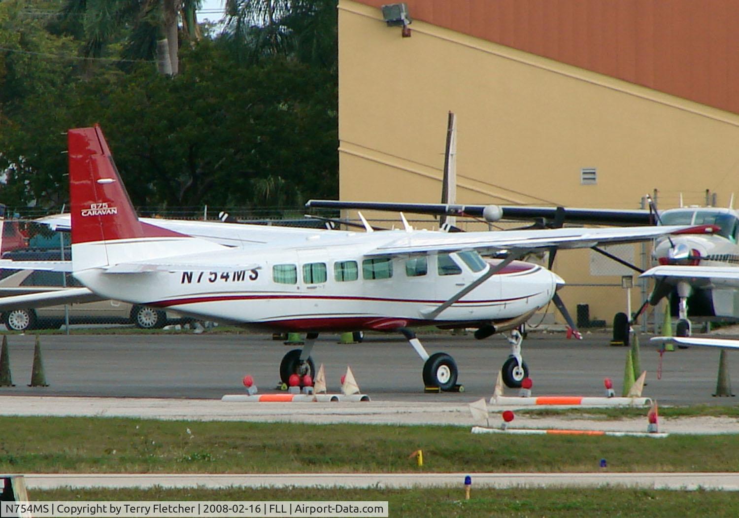 N754MS, 1954 De Havilland Canada DHC-2 Beaver Mk.I C/N 615, Cessna Caravan at FLL in Feb 2008