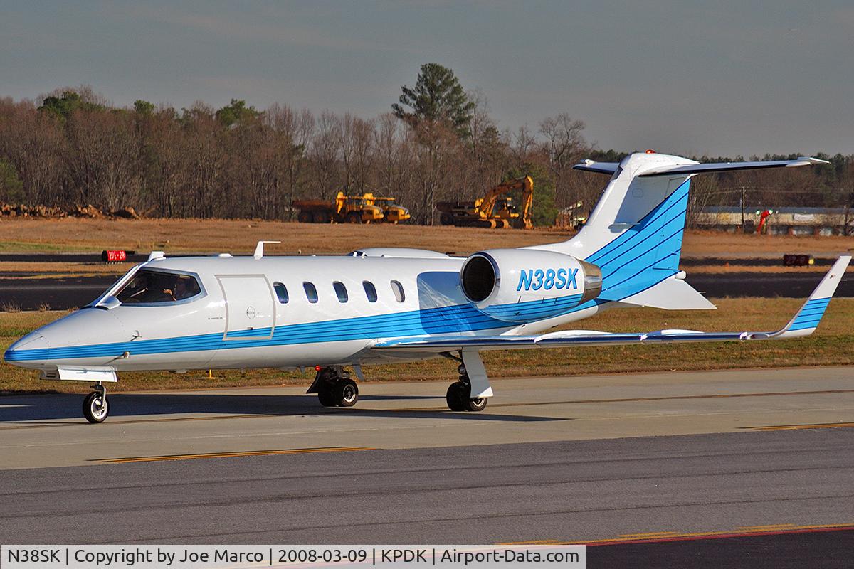 N38SK, 1992 Learjet 31A C/N 050, @PDK