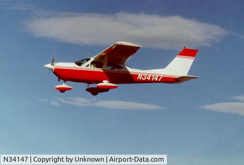 N34147, 1971 Cessna 177B Cardinal C/N 17701665, In Flight