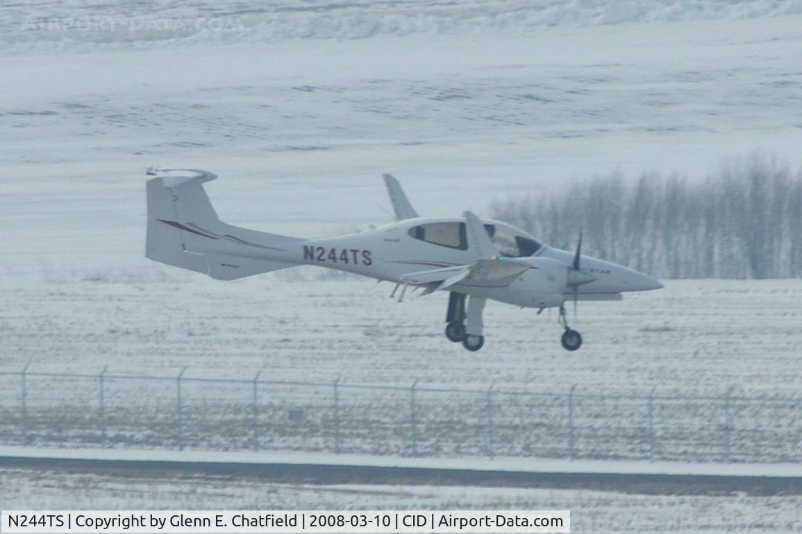 N244TS, 2007 Diamond DA-42 Twin Star C/N 42.AC044, 3/8th to 1/2 mile away from the tower, Landing Runway 27