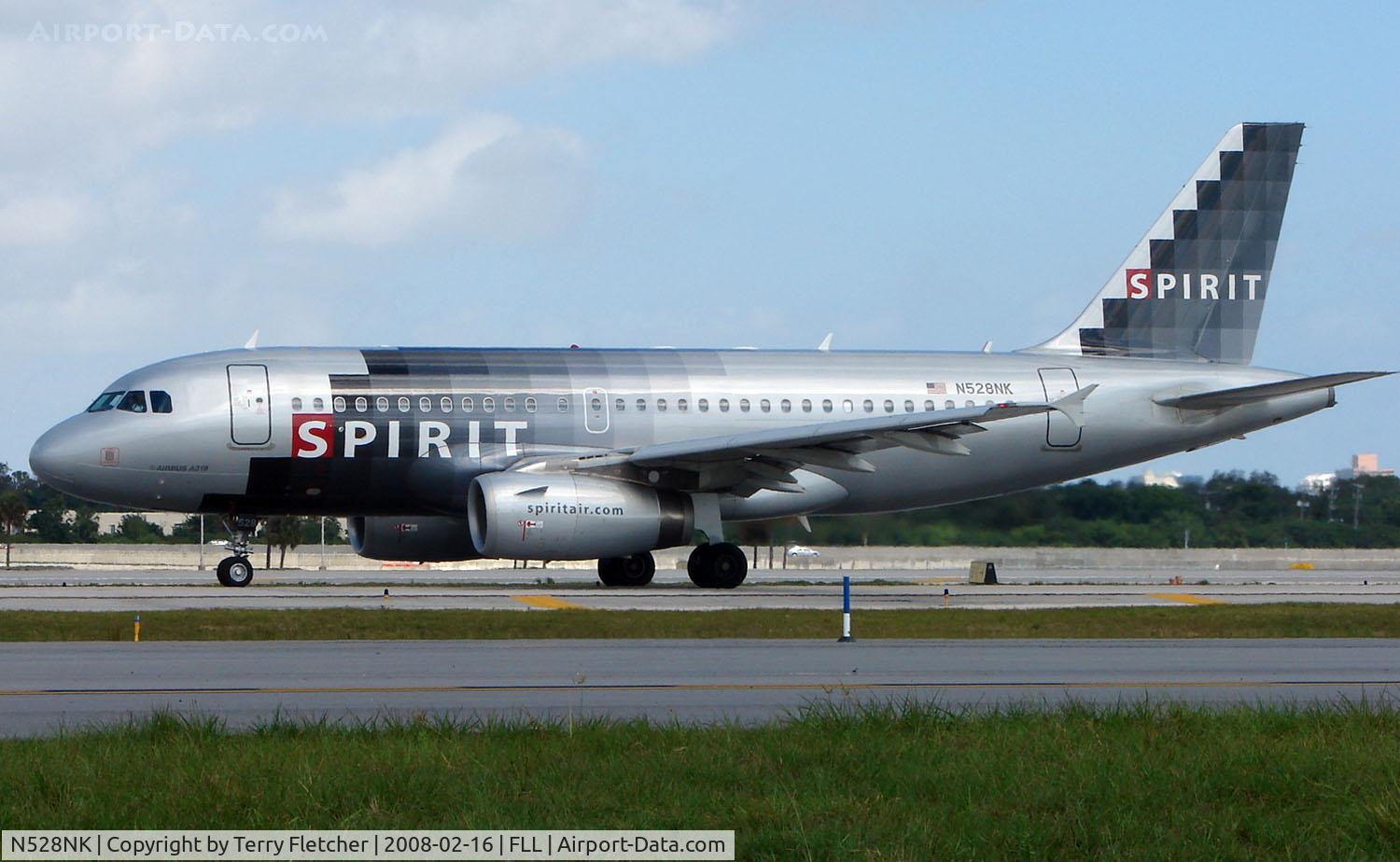 N528NK, 2007 Airbus A319-132 C/N 2983, Spirit A319 about to depart from FLL