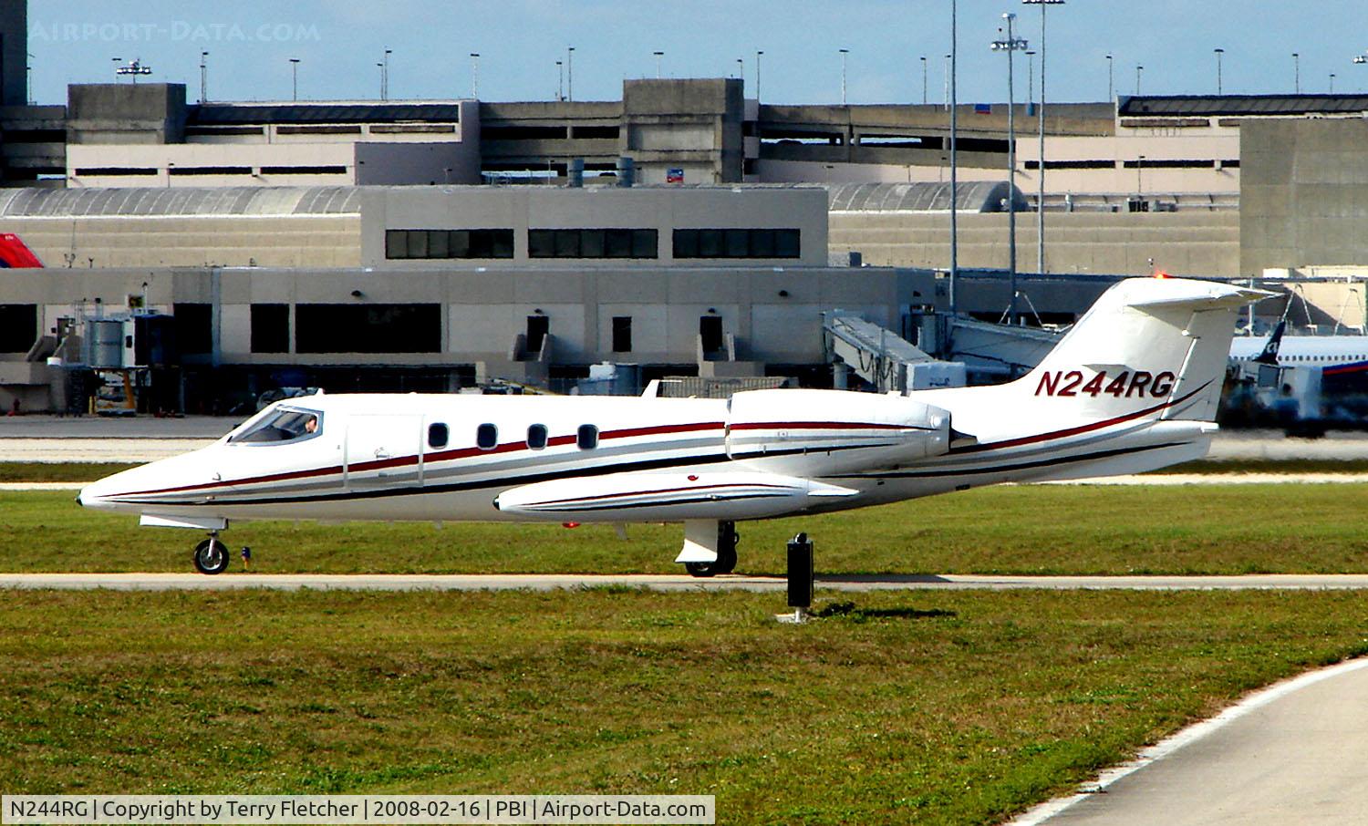 N244RG, 1977 Gates Learjet 35A C/N 35A-154, Learjet 35 taxies to depart West Palm Beach