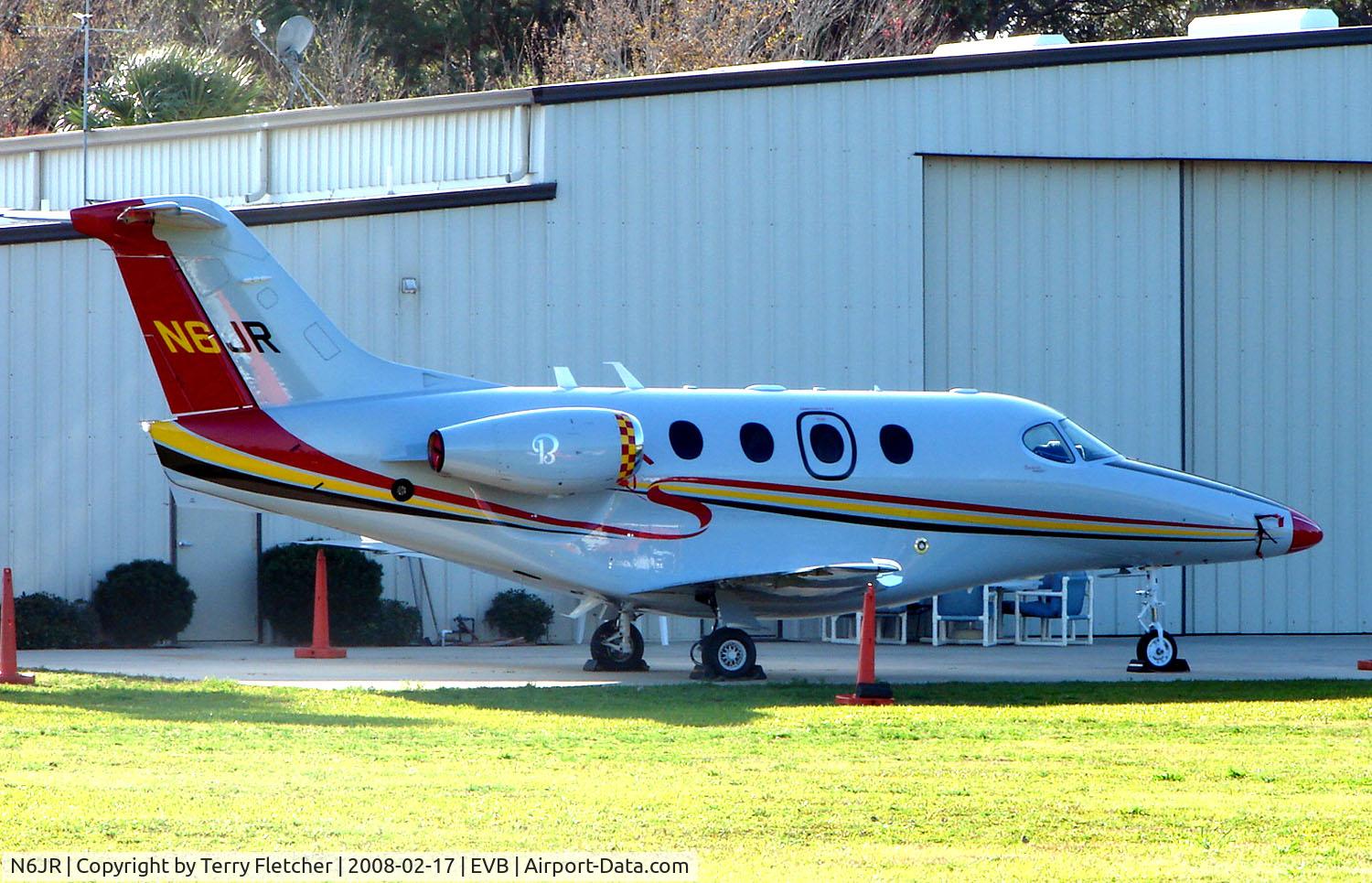 N6JR, 2007 Raytheon Aircraft Company 390 C/N RB-161, A very smart looking Premier at New Smyrna Beach