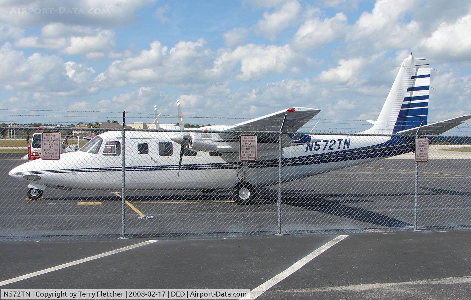 N572TN, Aero Commander 680FL Commander C/N 1360-38, Aero Commander 680FL at Deland , Florida