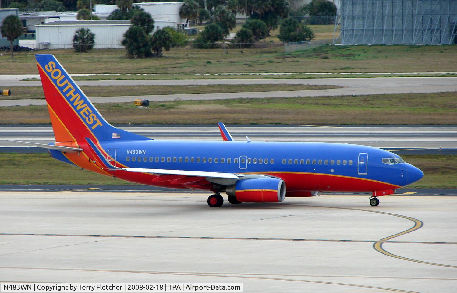 N483WN, 2004 Boeing 737-7H4 C/N 32472, Southwest B737 taxies for departure from Tampa