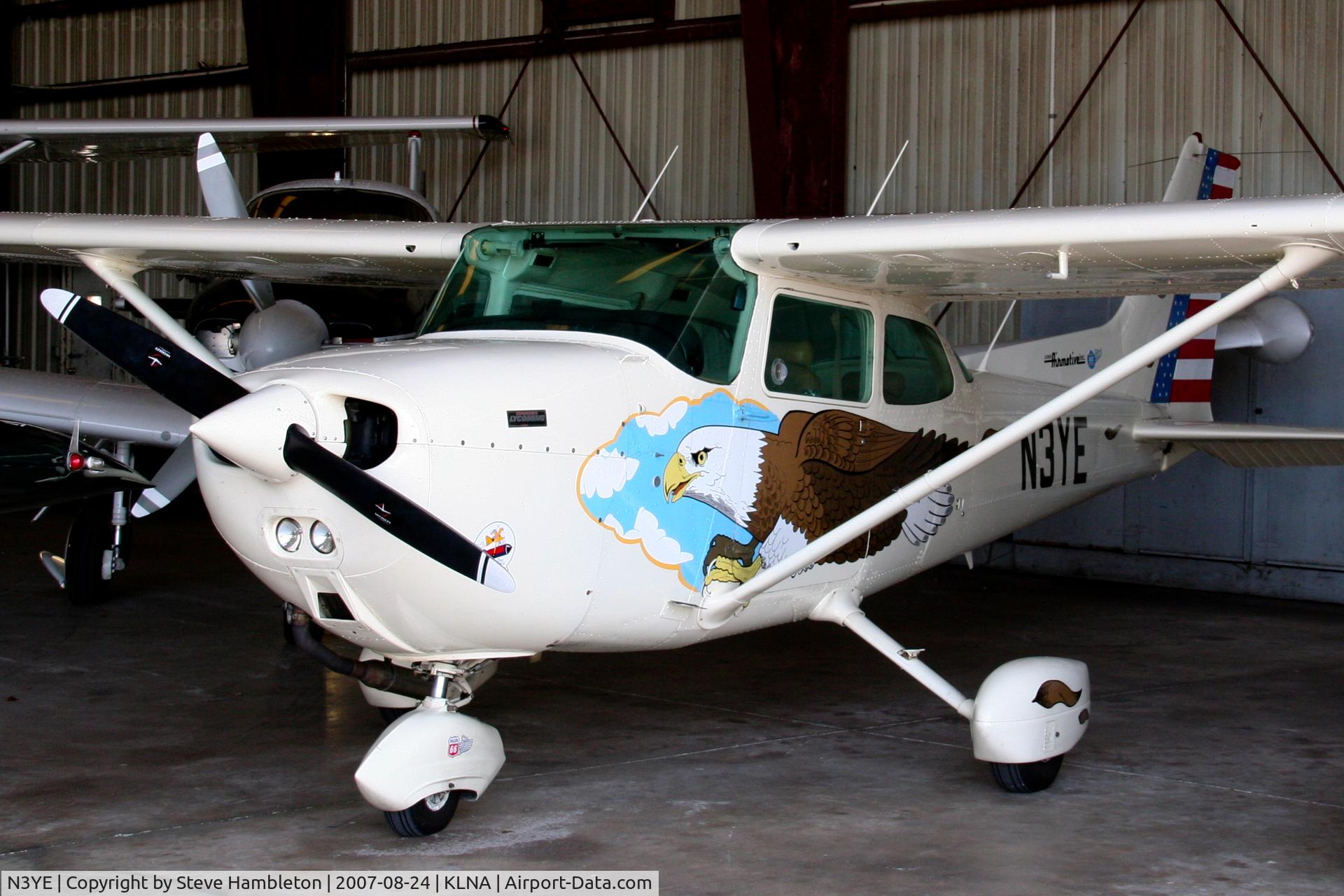 N3YE, 1978 Cessna 172N C/N 17271056, Lovely scheme on this one