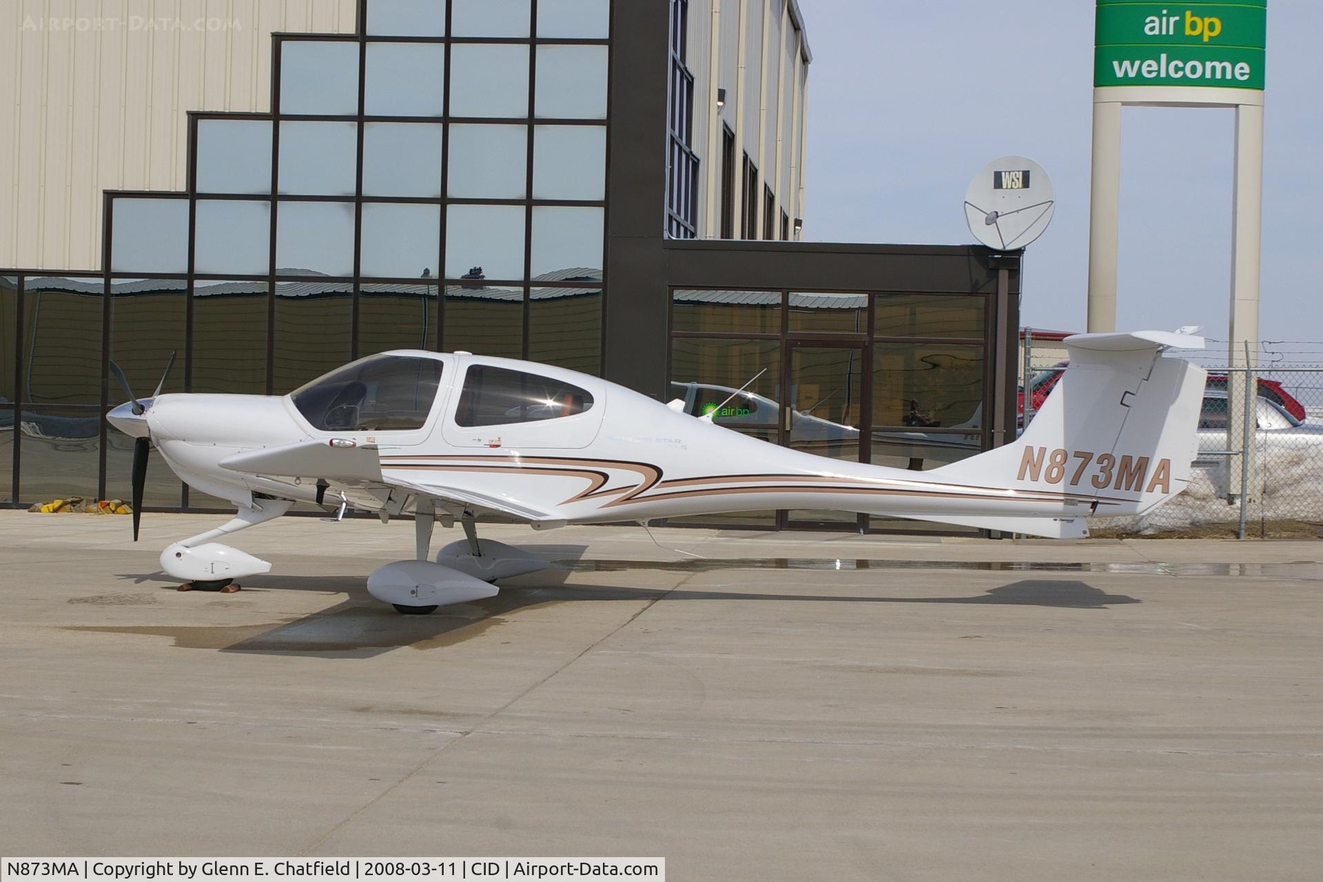 N873MA, 2007 Diamond DA-40 Diamond Star C/N 40.883, In front of PS Air
