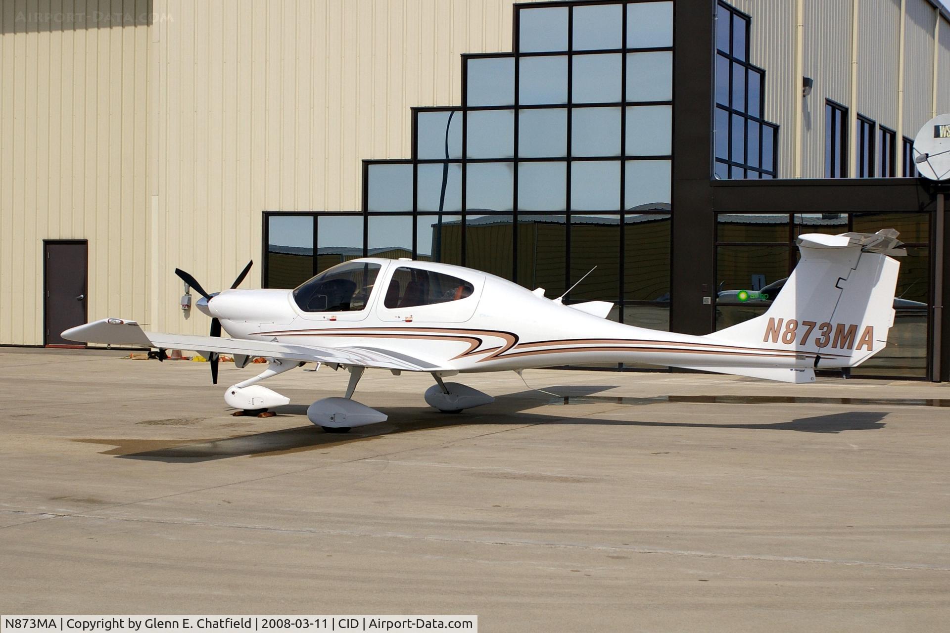 N873MA, 2007 Diamond DA-40 Diamond Star C/N 40.883, In front of PS Air