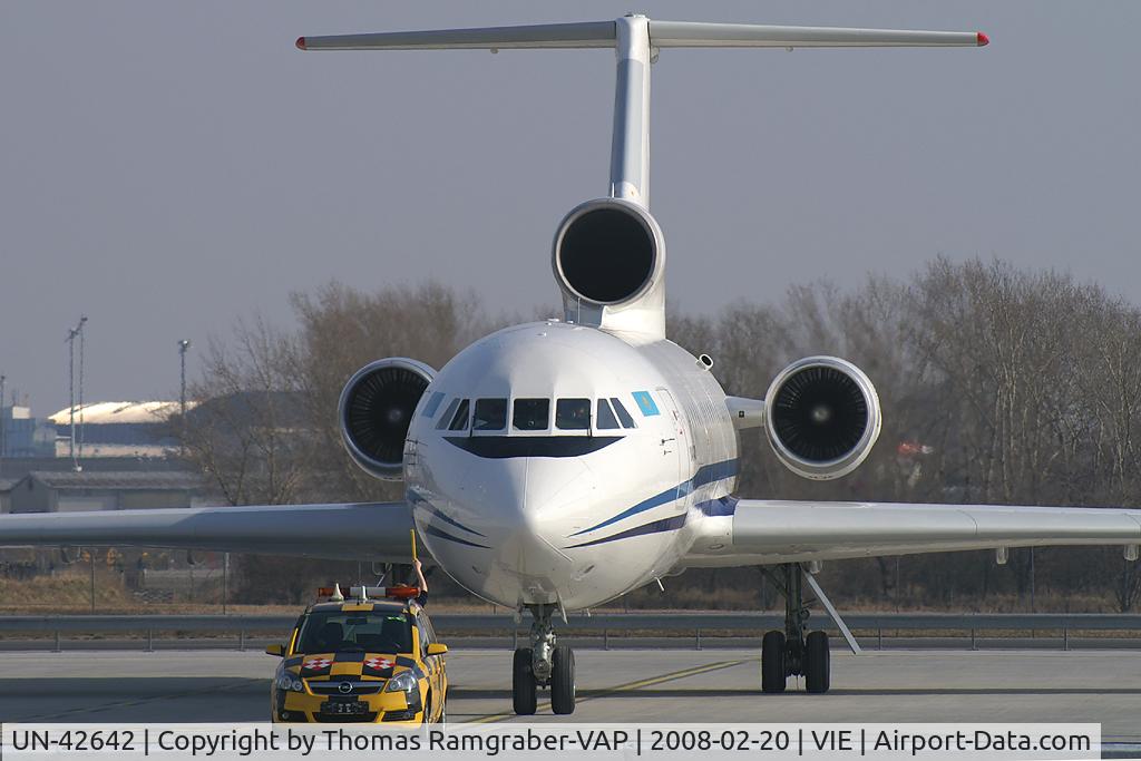 UN-42642, 1991 Yakovlev Yak-42D C/N 4520423116650, Excellent Glide Yakovlev 42