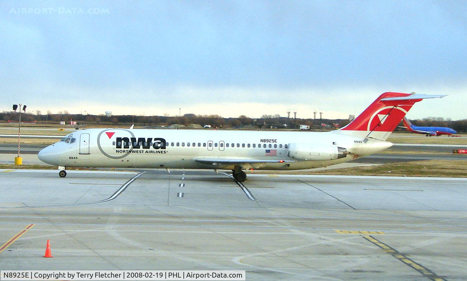 N8925E, 1967 Douglas DC-9-31 C/N 45840, This Northwest DC9-31 has been in service for over 40 years