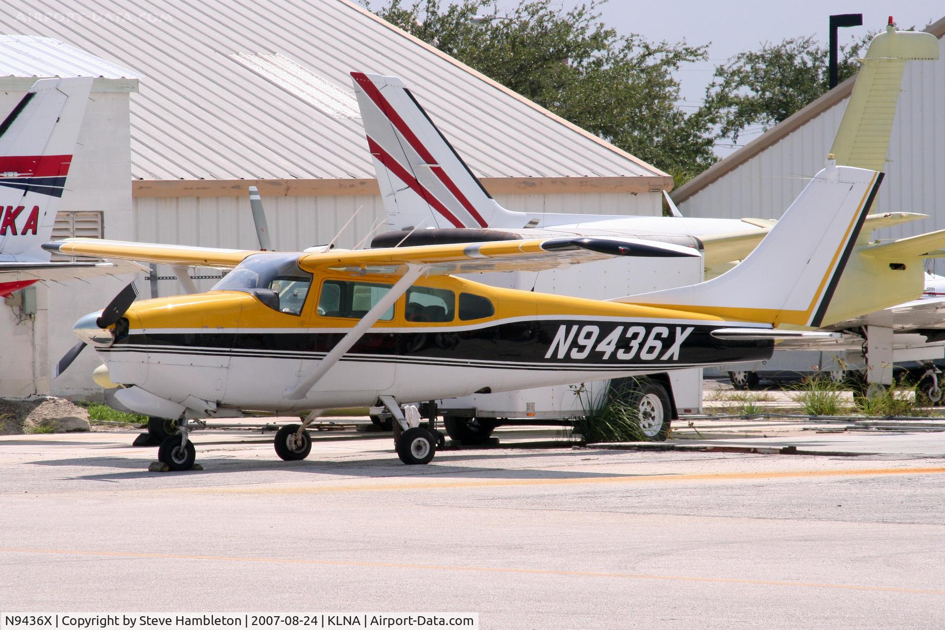 N9436X, 1961 Cessna 210A C/N 21057736, Cessna 210 at Lantana, FL