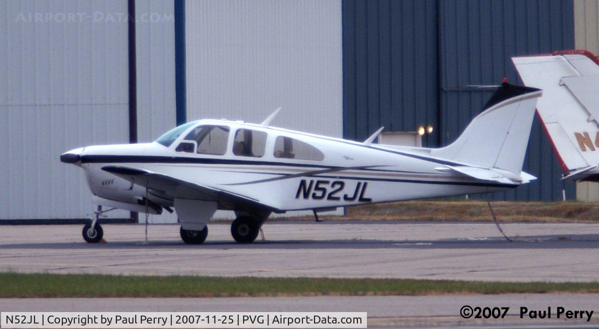 N52JL, 1969 Beech E33 Bonanza C/N CD-1180, Looking isolated from this vantage