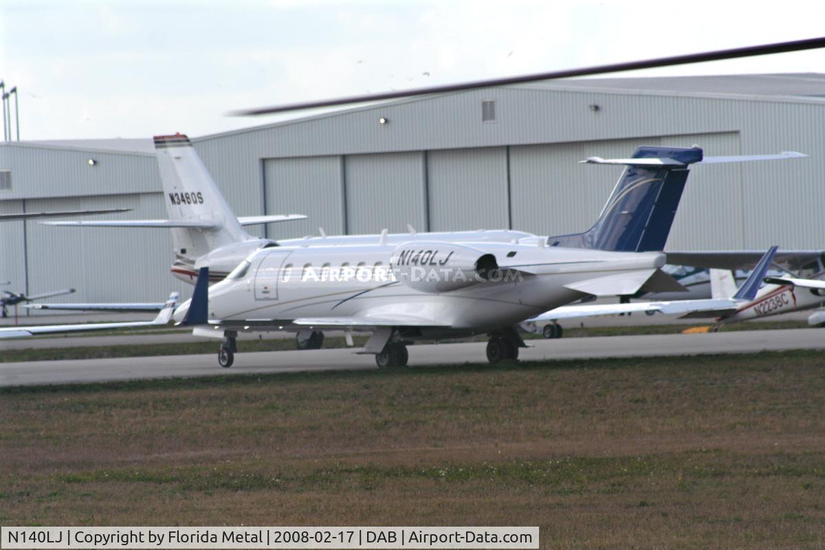 N140LJ, Learjet 45 C/N 2044, Lear 45