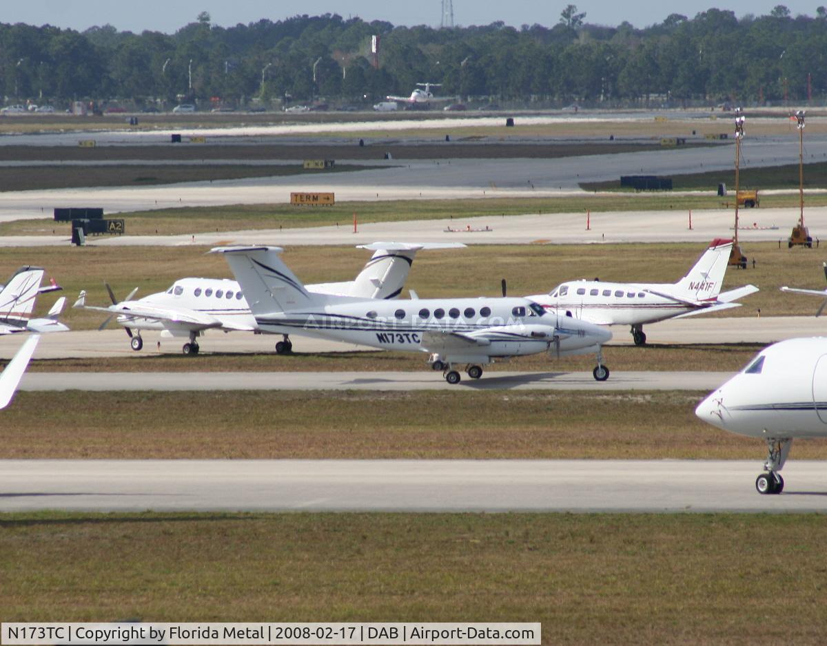 N173TC, Raytheon Aircraft Company B200 C/N BB-1893, Beech 200 Super King Air